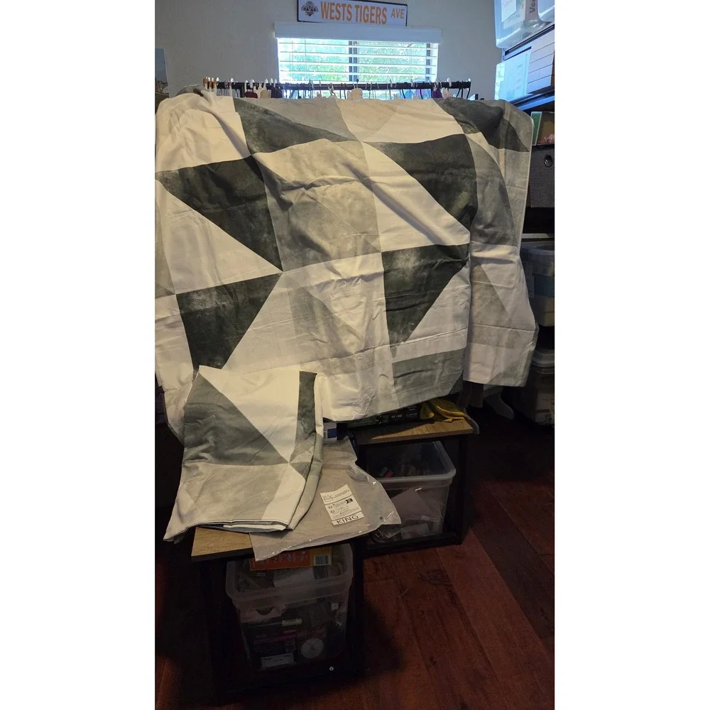 Modern Geometric Triangle King Duvet Cover Set Grey White Charcoal Minimalist